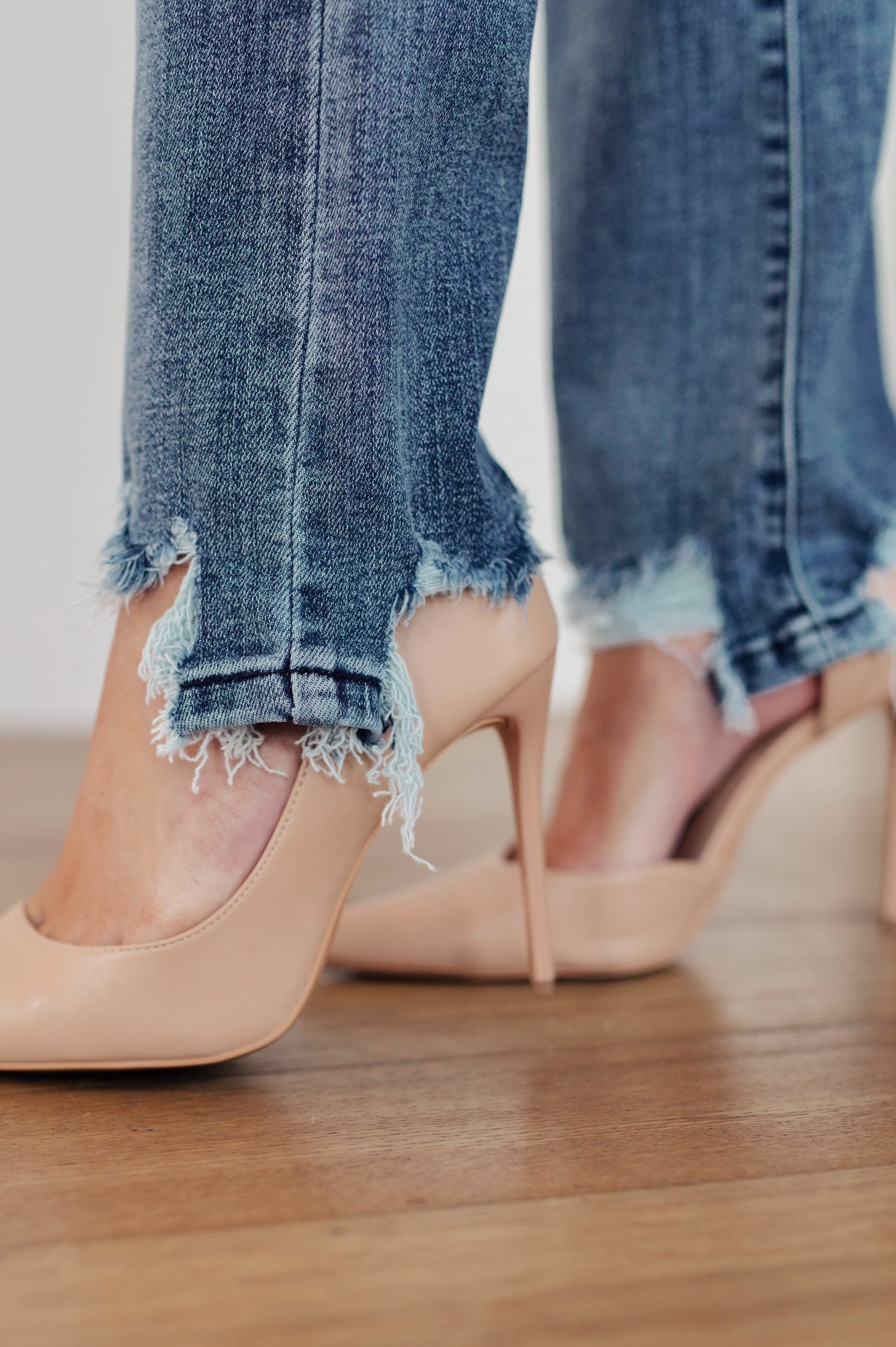 O'Hara Destroyed Straight Jeans Mid Rise | Judy Blue