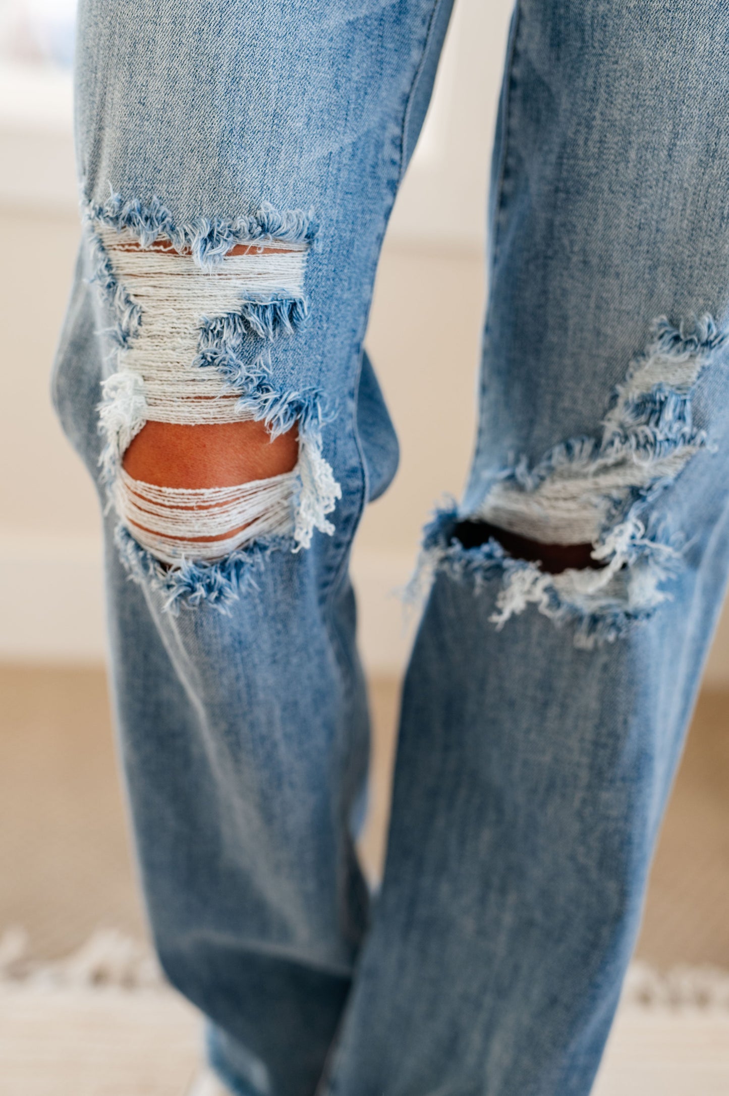 Rose High Rise 90's Straight Jeans in Light Wash | Judy Blue