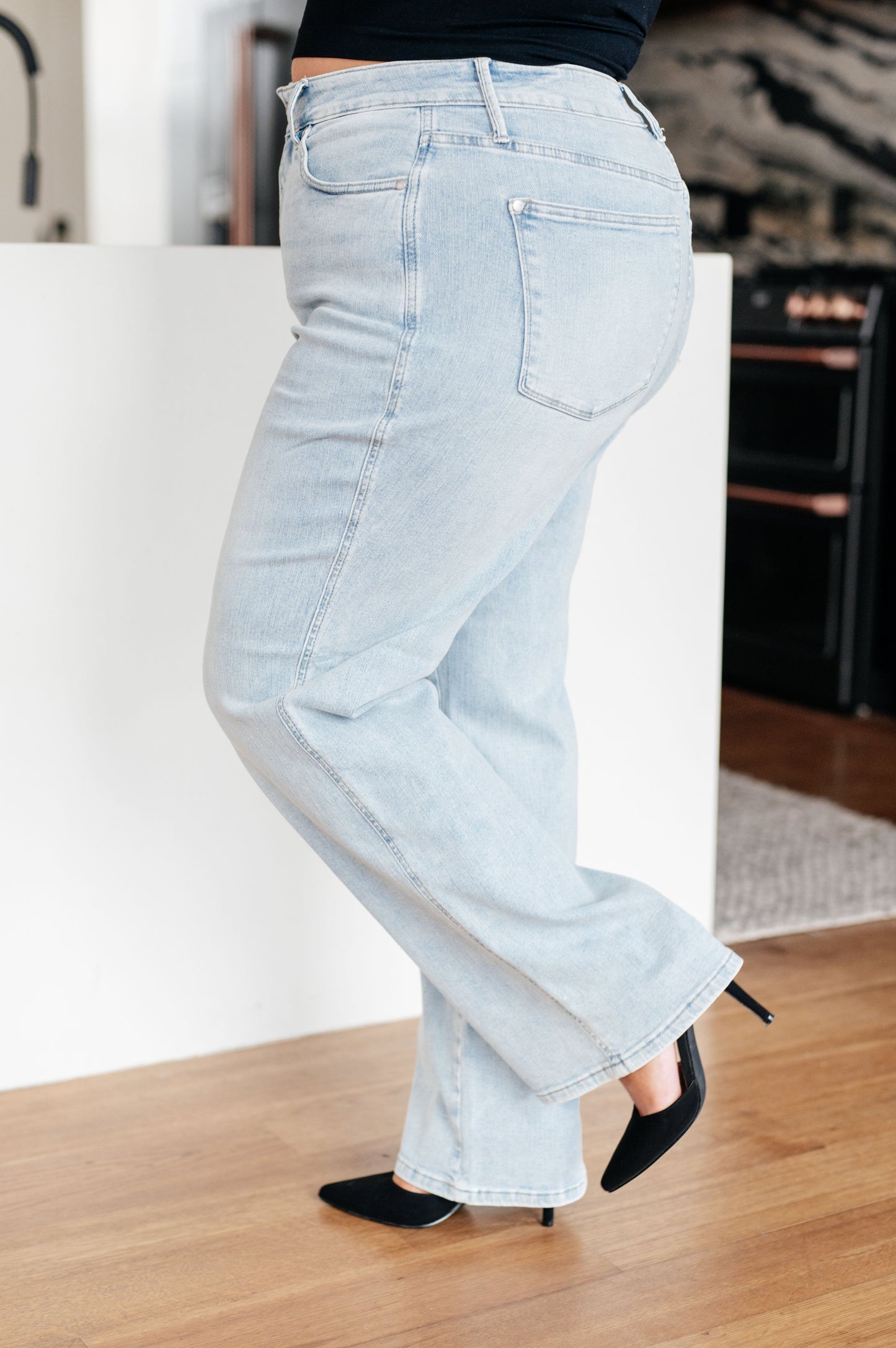 Brooke High Rise TUMMY CONTROL Top Vintage Wash Straight Jeans | Judy Blue